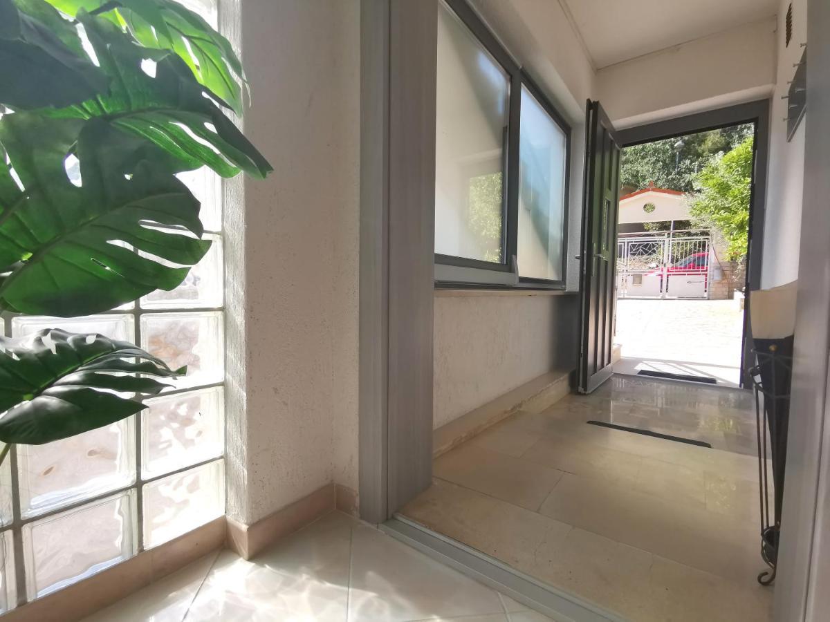 Apartment Pineta With Terrace & Park Wood View Pula Ngoại thất bức ảnh