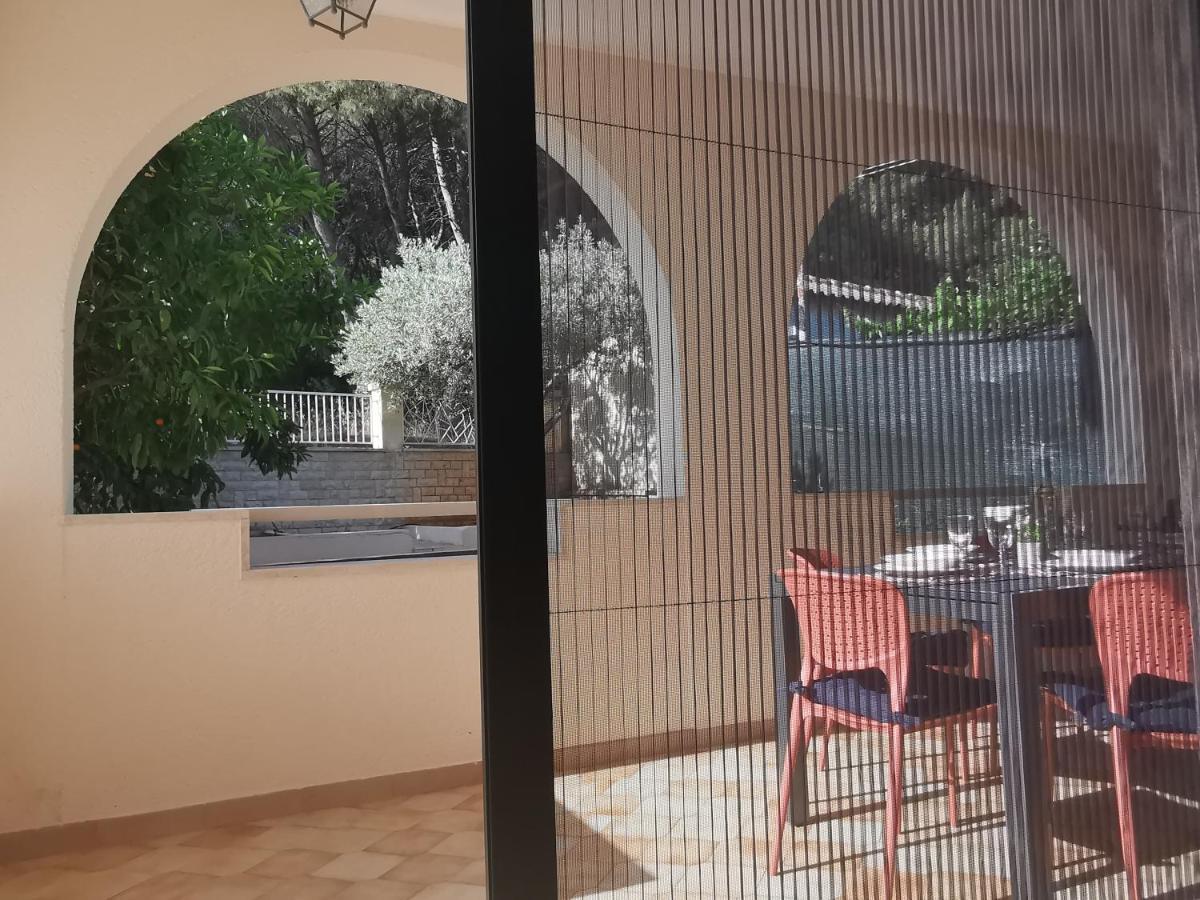 Apartment Pineta With Terrace & Park Wood View Pula Ngoại thất bức ảnh